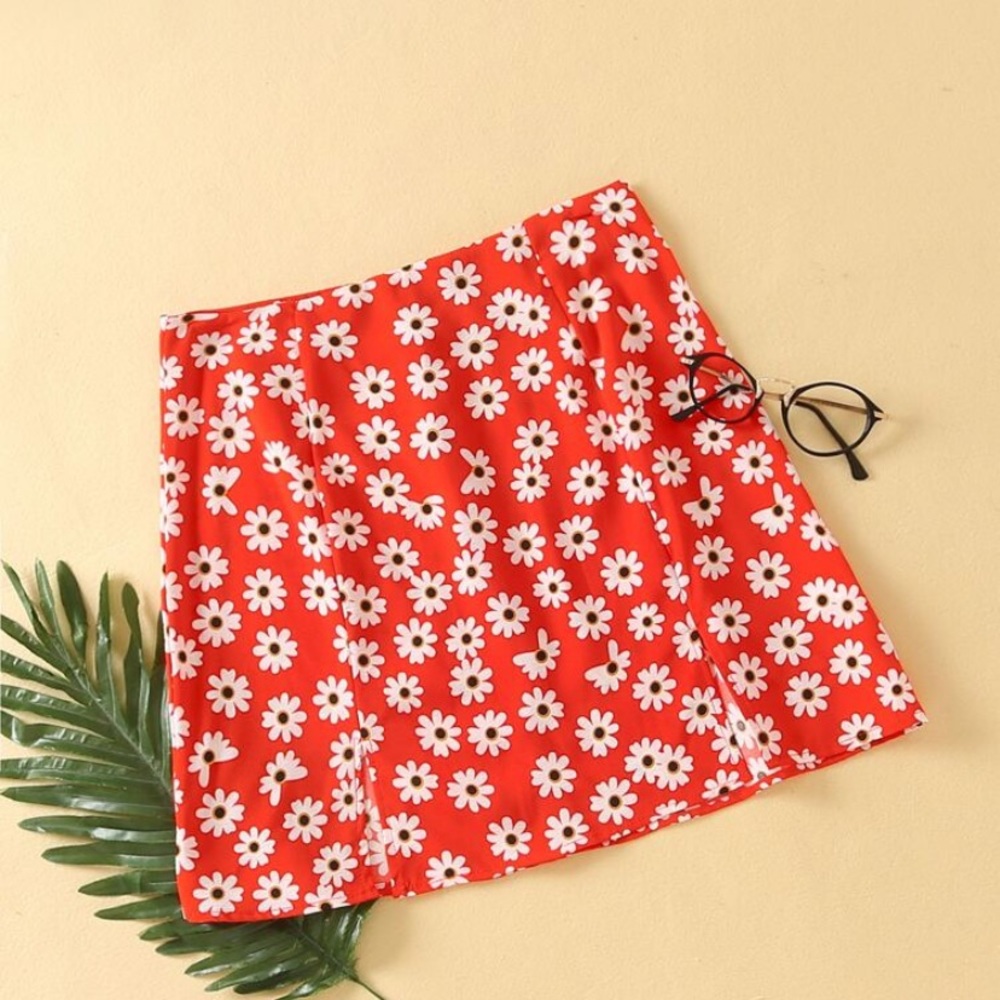 red mod floral slit miniskirt